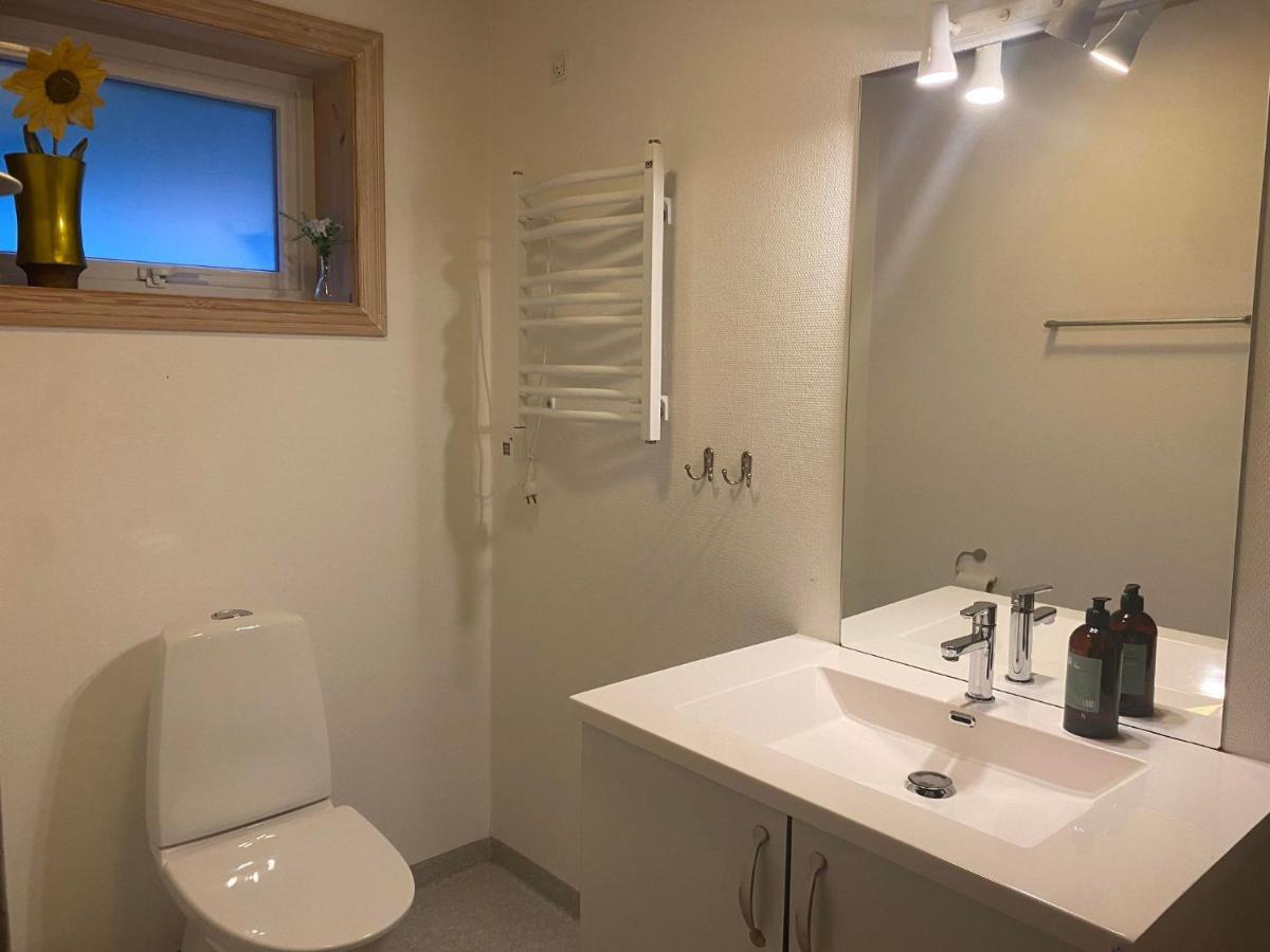 Comfy In The Center Apartment ทอร์สเฮาน์ ภายนอก รูปภาพ