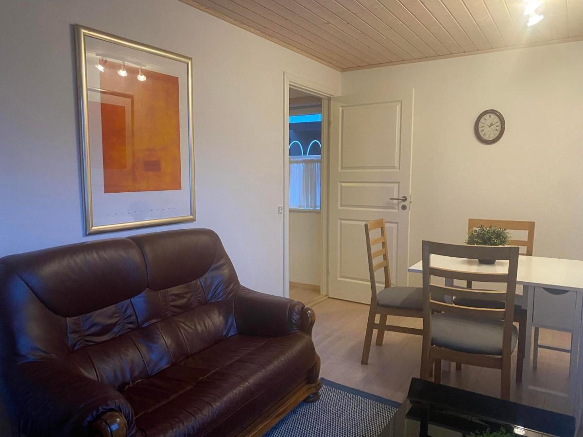 Comfy In The Center Apartment ทอร์สเฮาน์ ภายนอก รูปภาพ